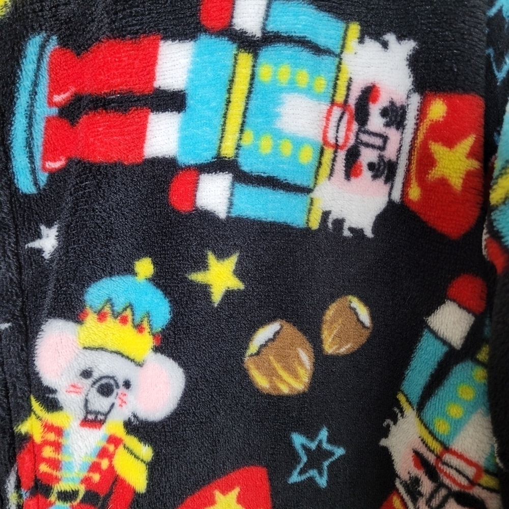 Secret Treasures Nutcracker Fleece Onesie Women’s Size 2X - Picture 5 of 8